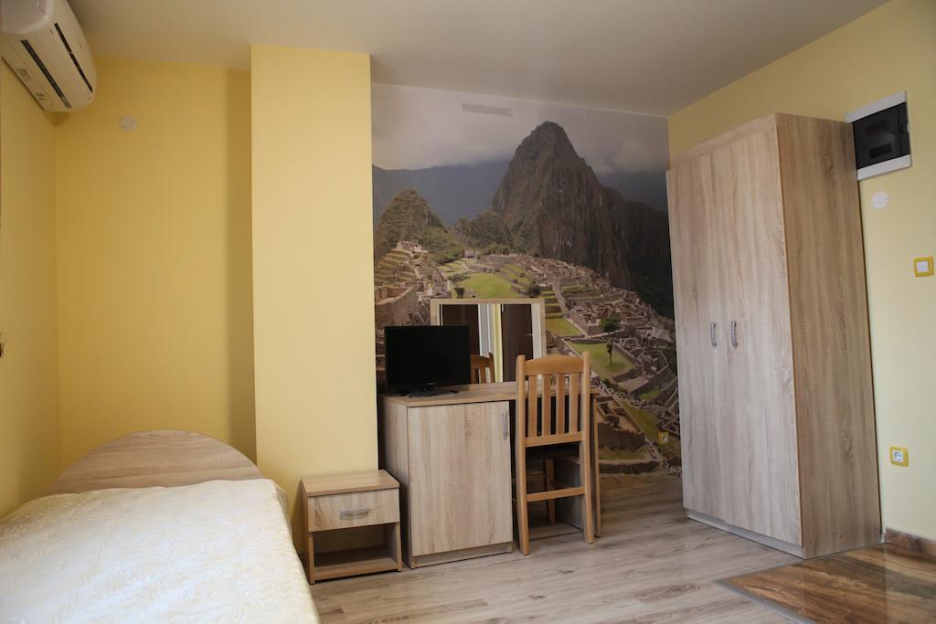 Meatsa Hotel Kŭrdzhali Zimmer foto